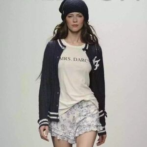 Maison Jules Ruffled-Cuff Shorts.